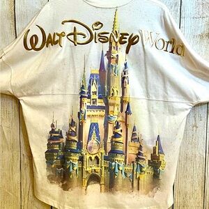 Walt Disney World 50th Anniversary Cinderella Castle
Spirit Jersey Size Large.